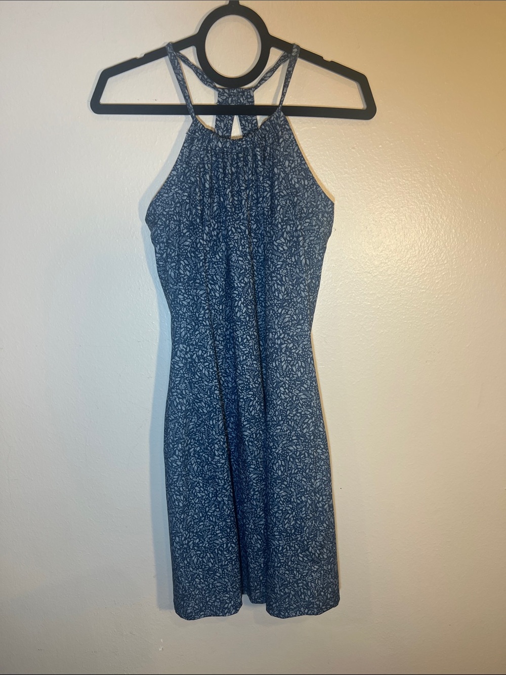 Marika Navy & Light Blue Floral Printed Halter Mini Dress Shelf Bra Sporty Med